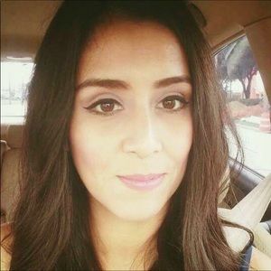 Meet your Posher, Brenda